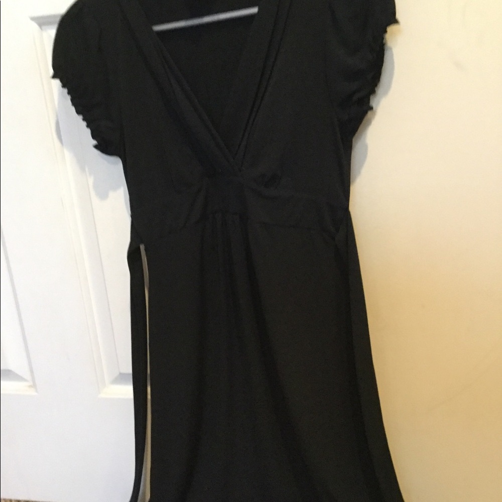Light weight stretchy black dress